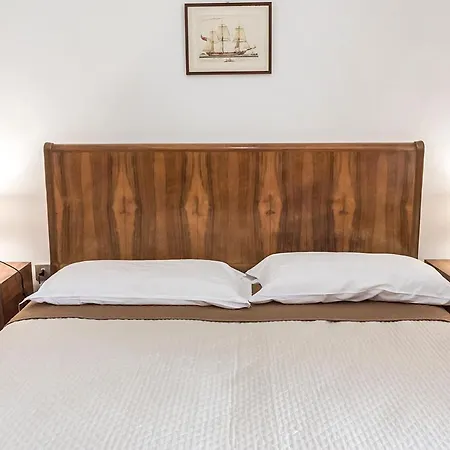 S266 - Sirolo, Quadrilocale Con Giardino E Posto Auto シローロ