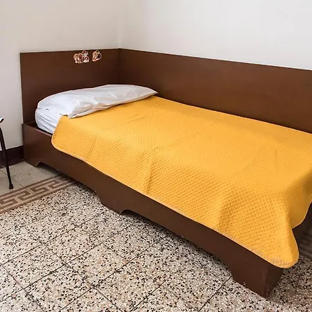 S266 - Sirolo, Quadrilocale Con Giardino E Posto Auto シローロ