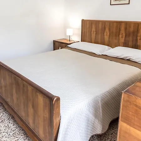 S266 - Sirolo, Quadrilocale Con Giardino E Posto Auto סירולו