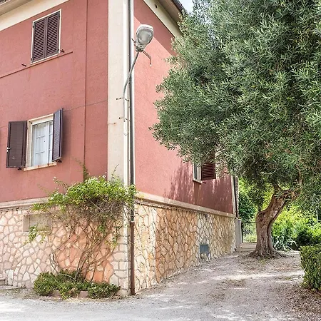 S266 - Sirolo, Quadrilocale Con Giardino E Posto Auto דירה סירולו