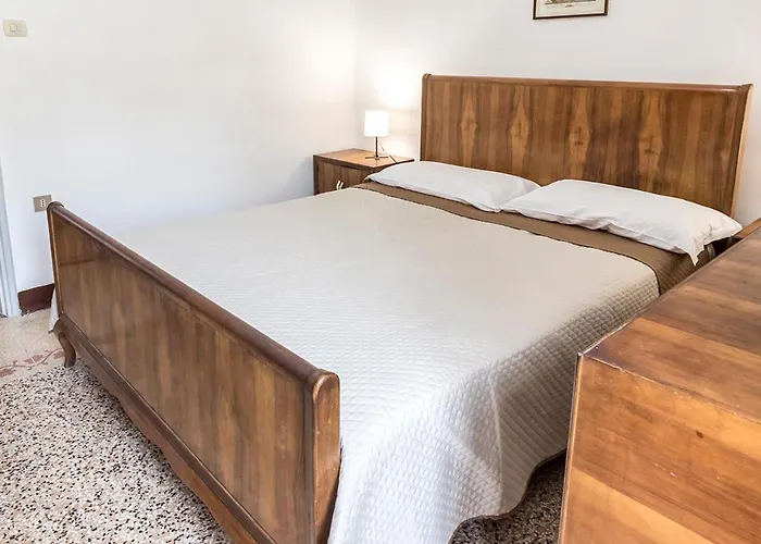 S266 - Sirolo, Quadrilocale Con Giardino E Posto Auto Sirolo
